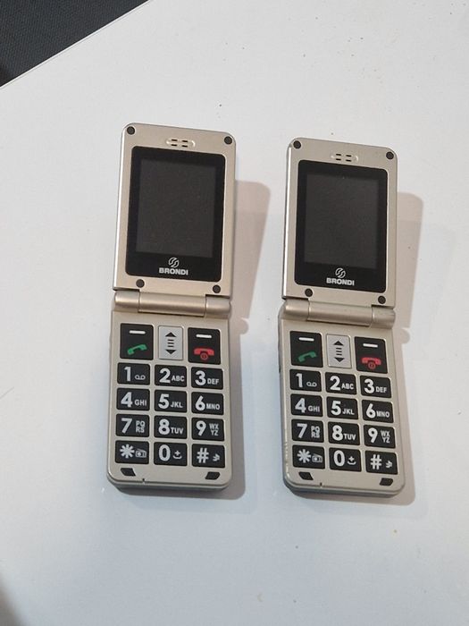 Telefon Brondi special pentru Seniori.  Pret / bucata