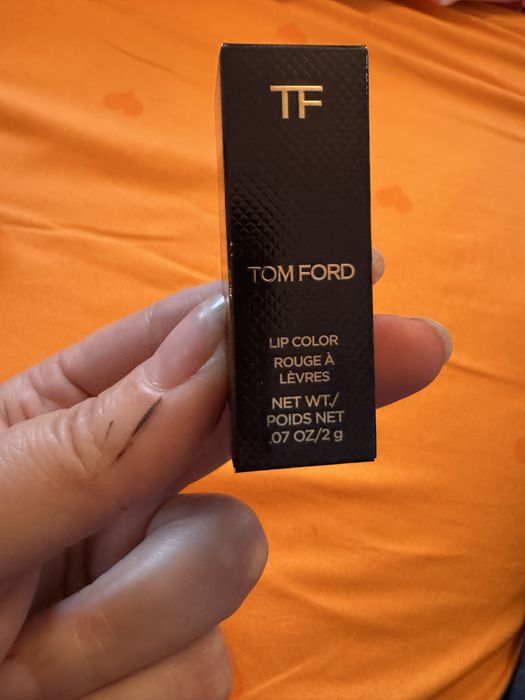 Vand diverse machiaje unele sunt noi unele sunt probate