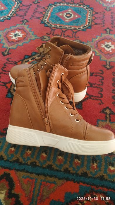 Полусапожки женские