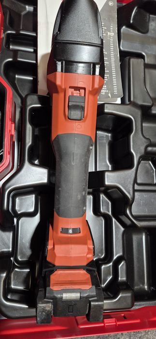 Hilti foarfeca de tabla ,biax pe acumulatori
