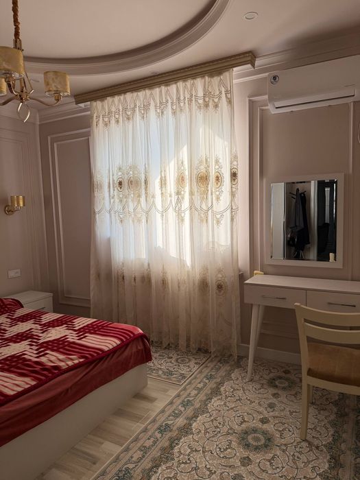 Beruniy metroda  dom sotiladi