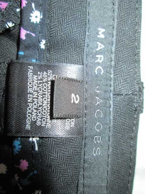 MARC JACOBS нов, с етикет дамски панталон размер S .