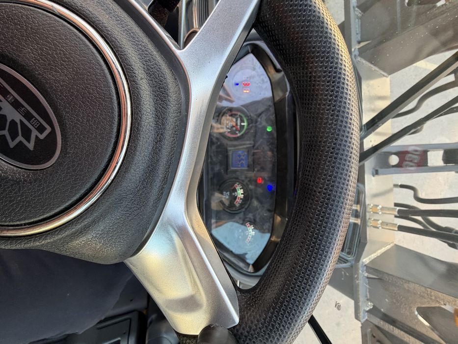 Погрузчик 2 тонник