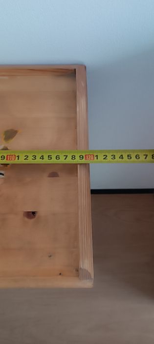 Мини столик на колесах