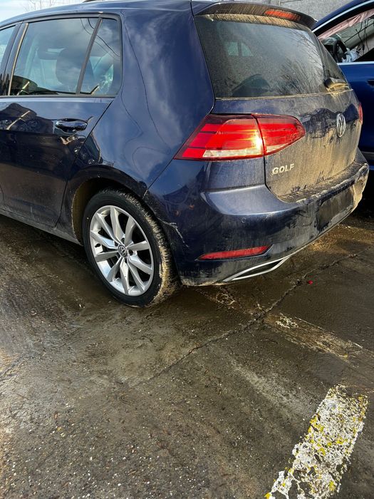Bară spate completă Volkswagen Golf 7 facelift hatchback 2019