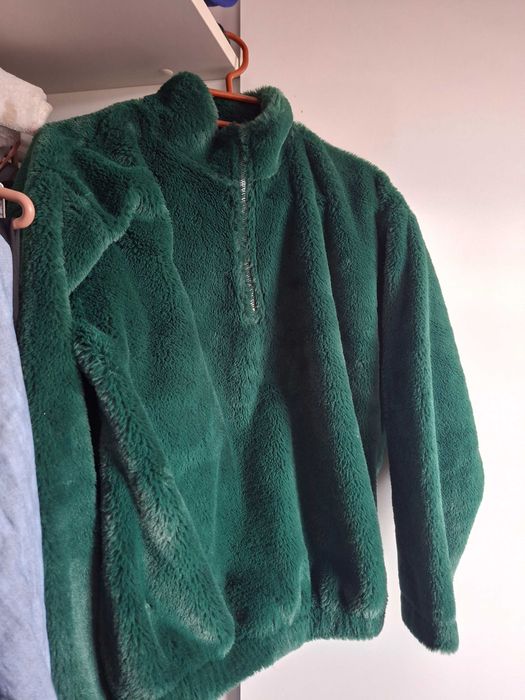 Страхотен дамски суитшър