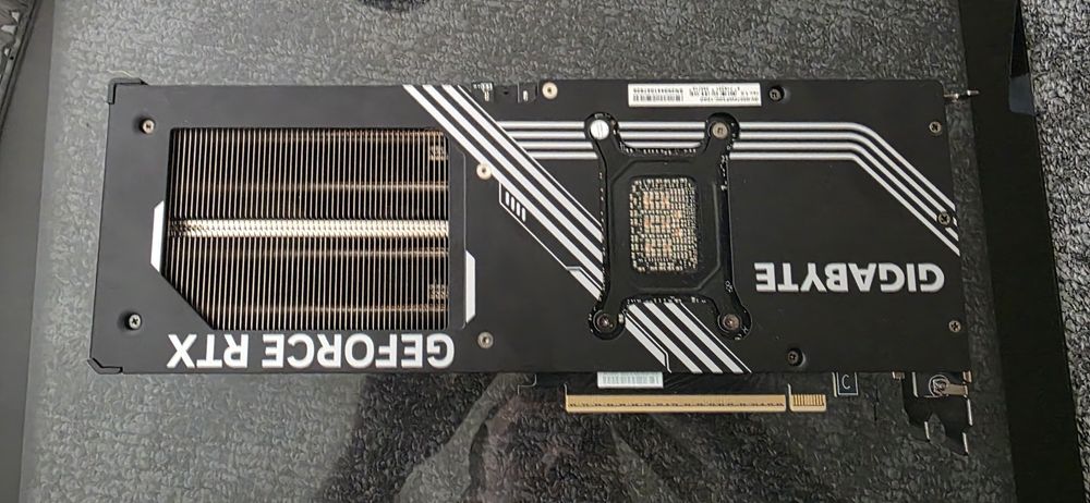 Placa Video RTX 5070 Gigabyte