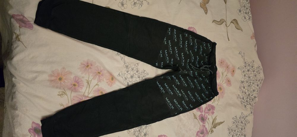 Лот от панталони