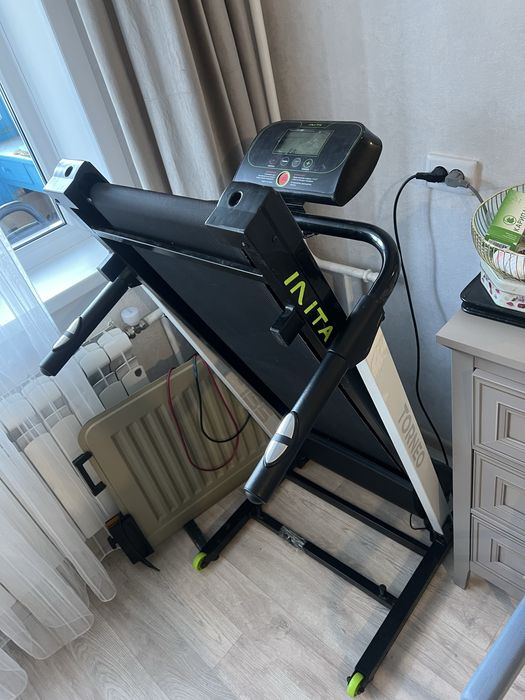 Продам беговую дорожку