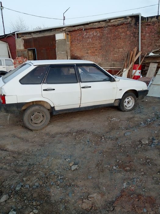 Продам ВАЗ 2109 требует вложений