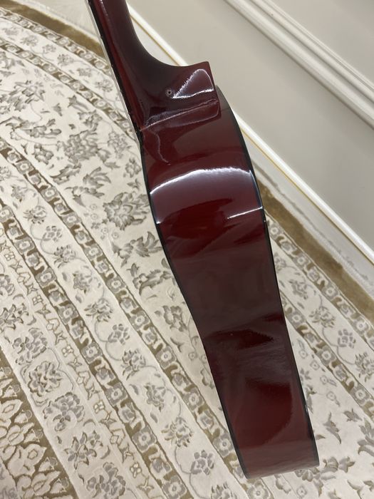 Гитара отличная.