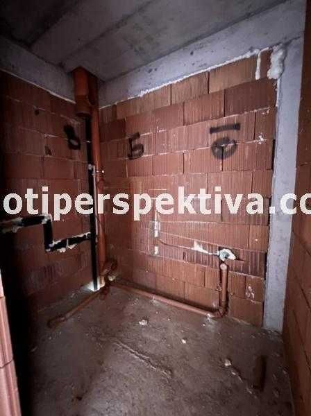 Продава се Двустаен апартамент в Пловдив, Беломорски - 58 кв.м за 1379 €/кв.м - Снимка #4