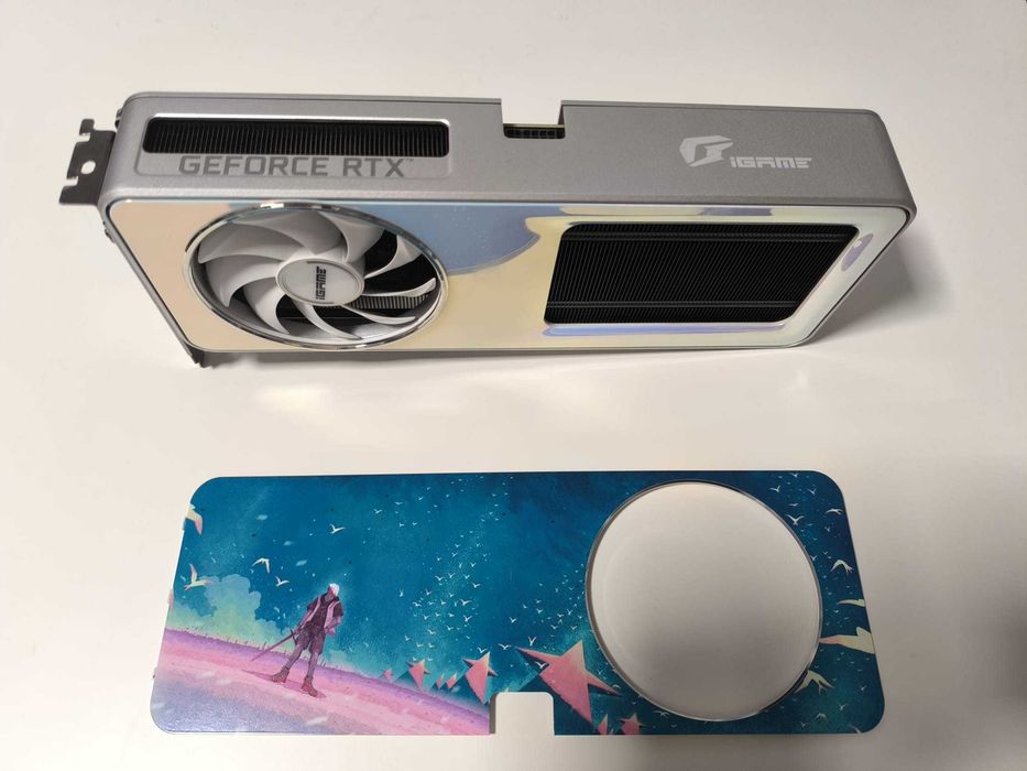iGame GeForce RTX 3070 8GB – Ediție White Custom | Aspect Impecabil | Placă Video Premium