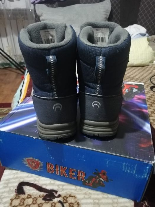 Обувь 30-размер. Цена за все.