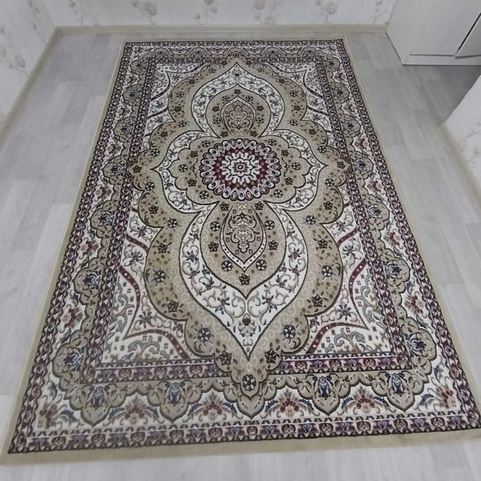 Продам  новый  Ковер