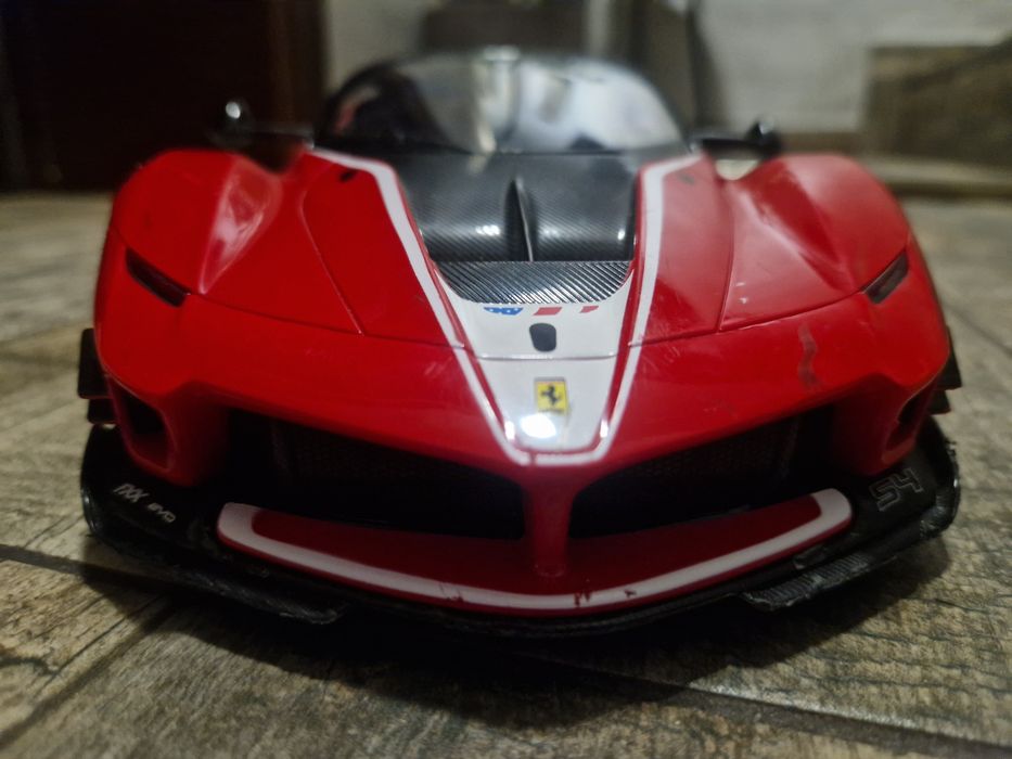 Кола Ferrari колекционерска италианска!