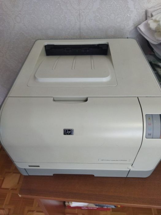 Продам цветной лазерный принтер