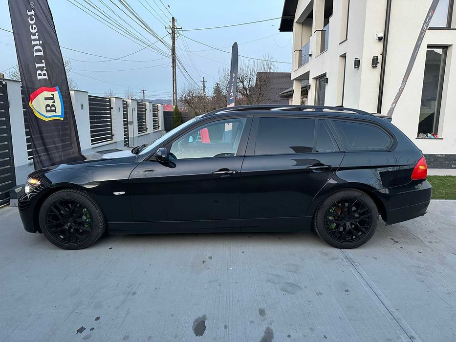 BMW Seria 3  318d  înmatriculată  Cash sau Rate