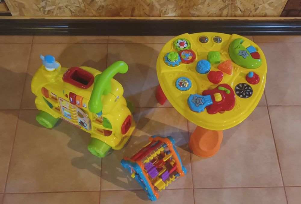 Set:Masuta activități, antemergator,joc multifunctional