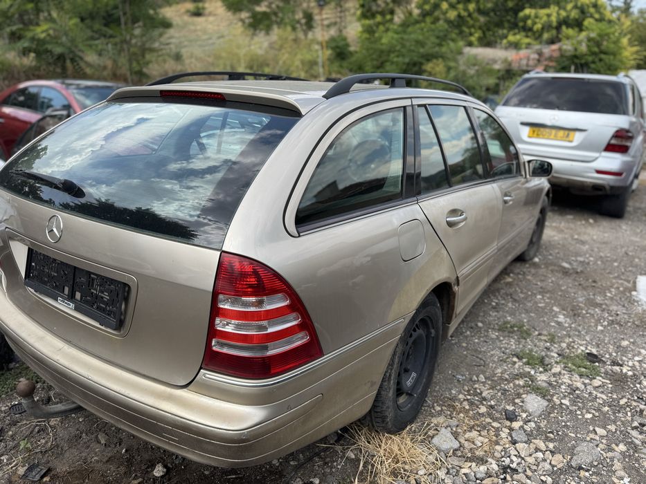 На части! Mercedes C220 CDI OM646 ръчка комби W203/S203