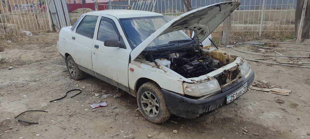 Продам Ваз 2110 срочно