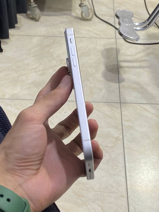 Iphone 11 17 korpus qilingan