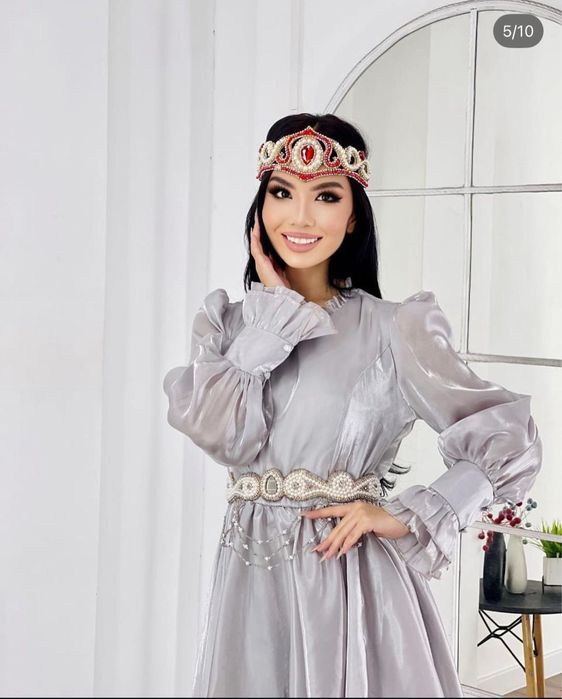 Ұзатуға арнайы тіктірген койлек камзол жане баска тақиясымен  сатылады