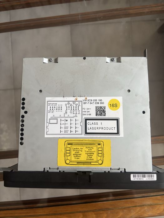 Оригинална мултимедия от Пасат б7