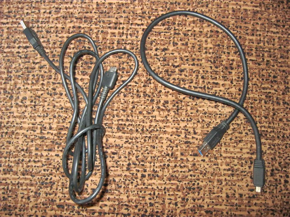 Микрофон, кабель USB OTG, HDMI High Speed, micro USB