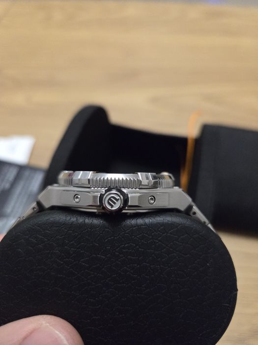 Maurice Lacroix Aikon Venture 38mm