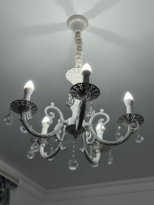 Продается люстра 5-ти рожковая