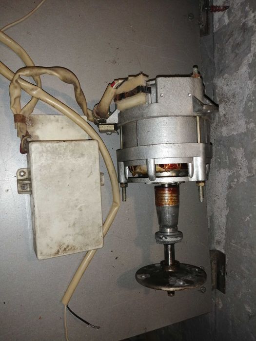 Продавам електромотори от перални