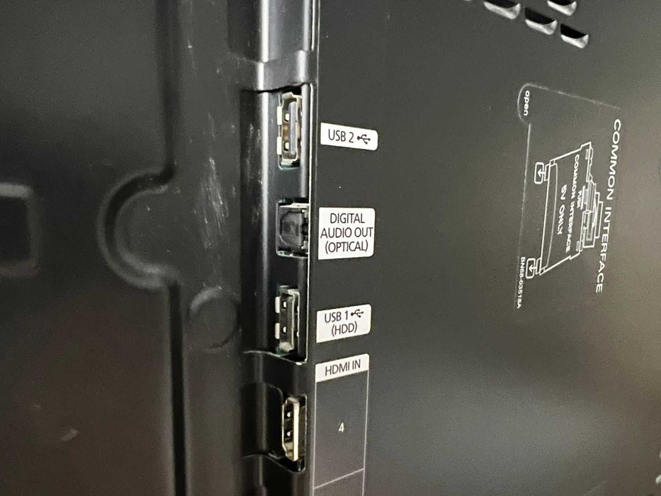 Телевизор Samsung диагональ 81 см