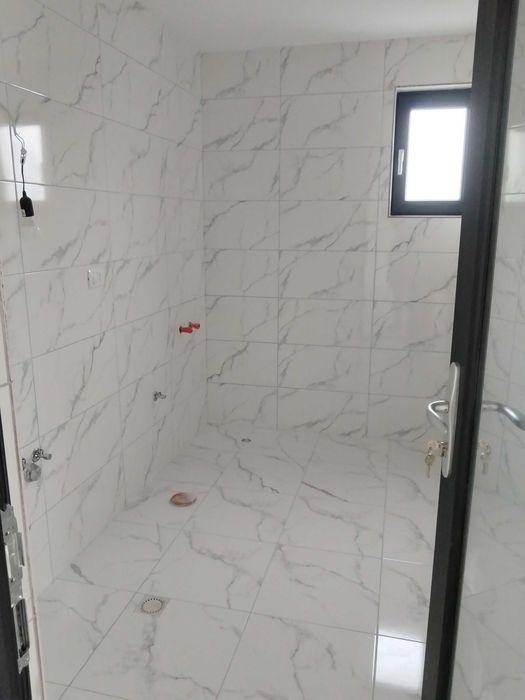 Casa noua de vanzare cu utilitati: gaze, curent, apa și canalizare