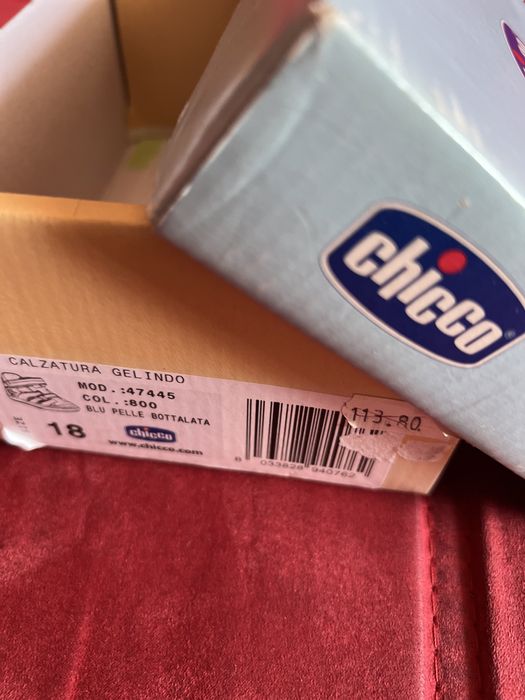 Chicco- детски сандали 18 номер