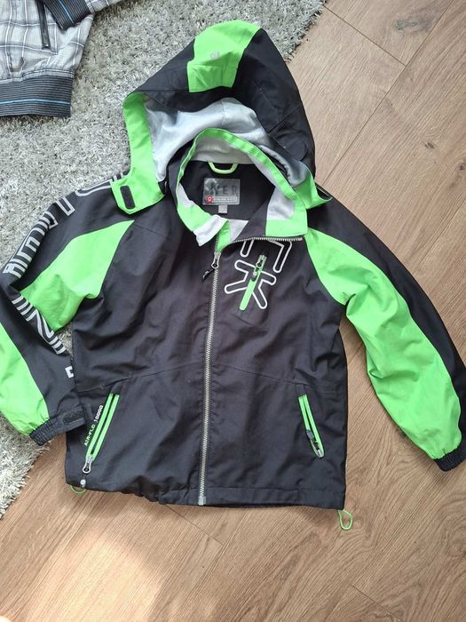 Маркови суйтчъри и якета 147-152 см