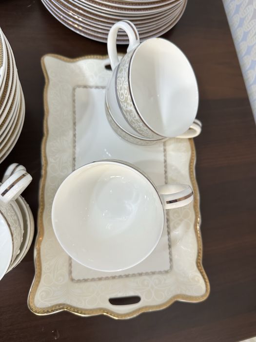 Продам сервис в отличном состоянии