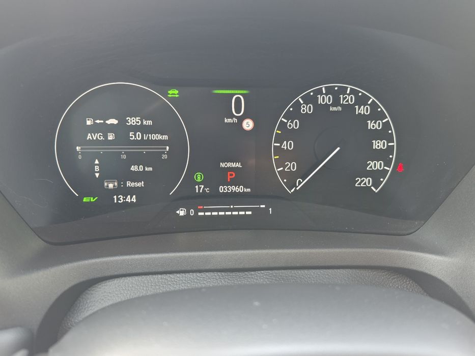 Honda HR-V e:HEV 2023, motor 1.5, 131CP, 34.000 km