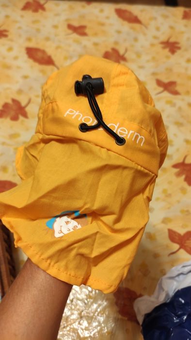 Детска плажна шапка