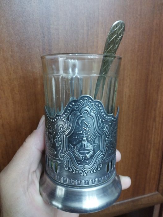 Подарочный подстаканник и серебрянная ложечка