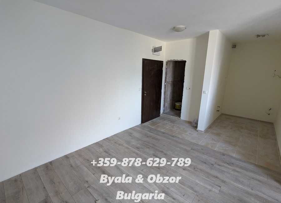 Продава се Едностаен апартамент в Бяла - 35 кв.м за 1100 €/кв.м - Снимка #3