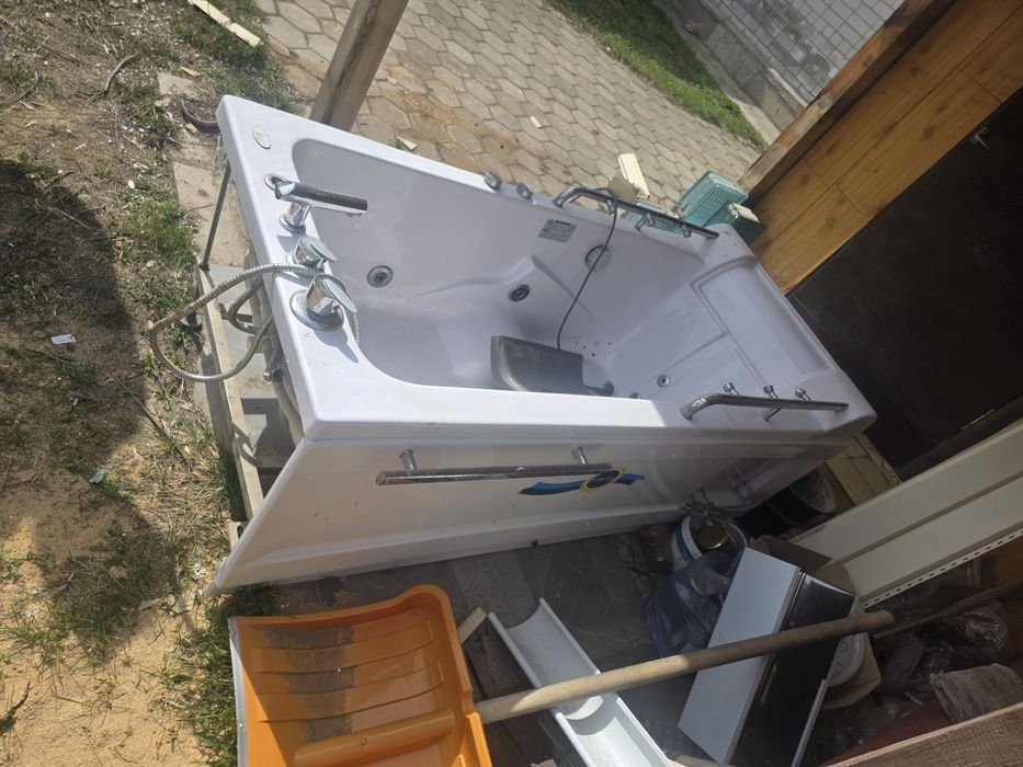 Ванная джакузи б/у