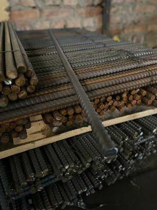 Болт стяжной (тайрот)