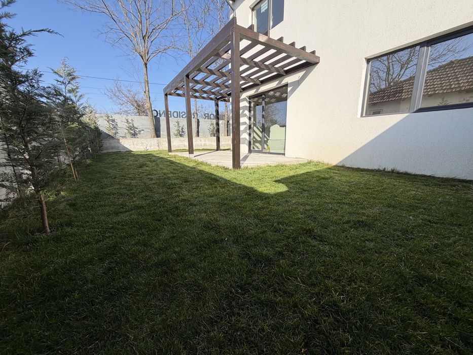 Casa 4 camere in complex rezidential Dealul Viilor Dragasani