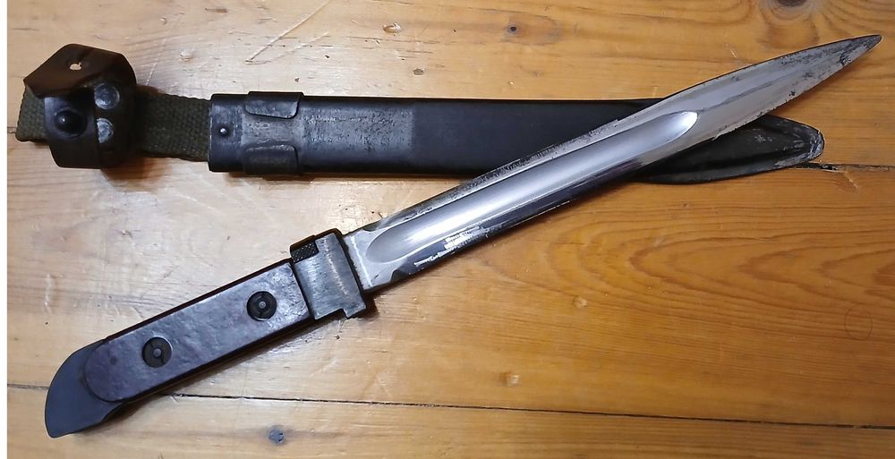 Щик, кандидат Касапски Нож