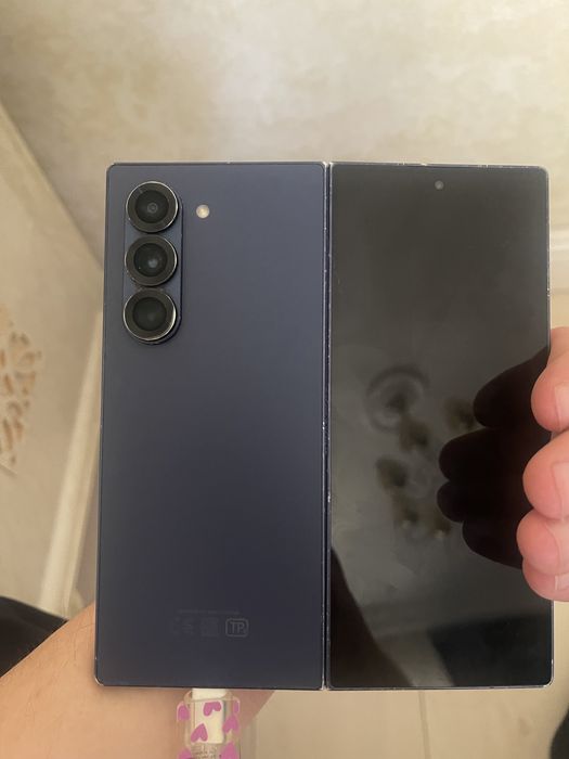 Samsung galaxy Z Fold 6