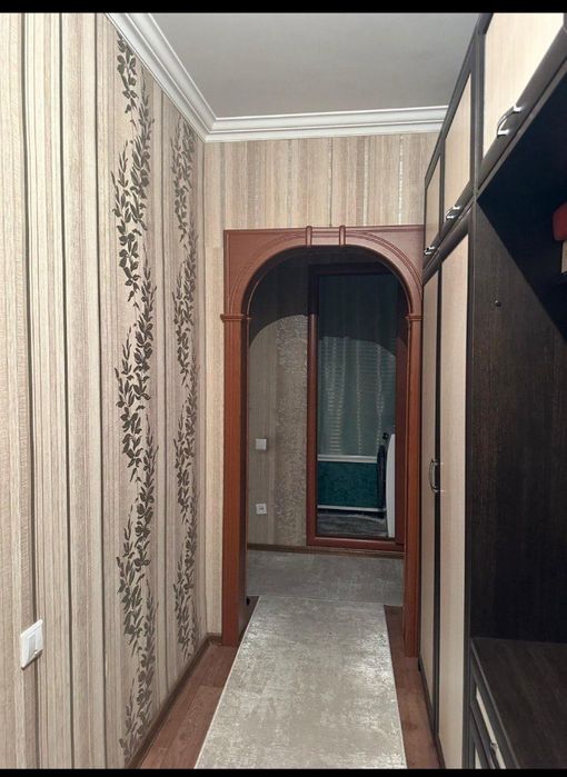 Продам прихожую б/у