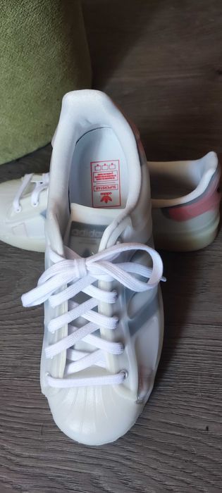 Маратонки Adidas Super Hero SHELL ЧИСТО НОВИ!