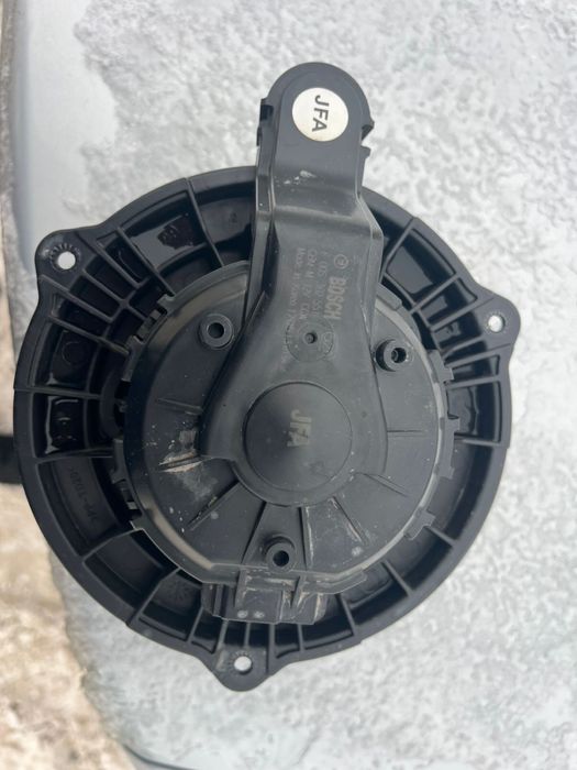 Продам моторчик печки Киа к7