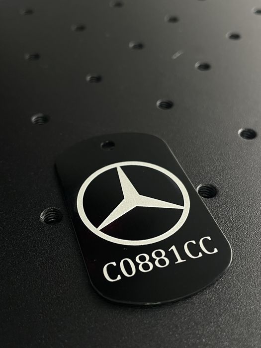 Ключодържател Mercedes с персонализация
